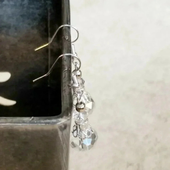 Hand Crafted Victorian Clear Crystal Silver Filigree Basket Earrings - Picture 5 of 8